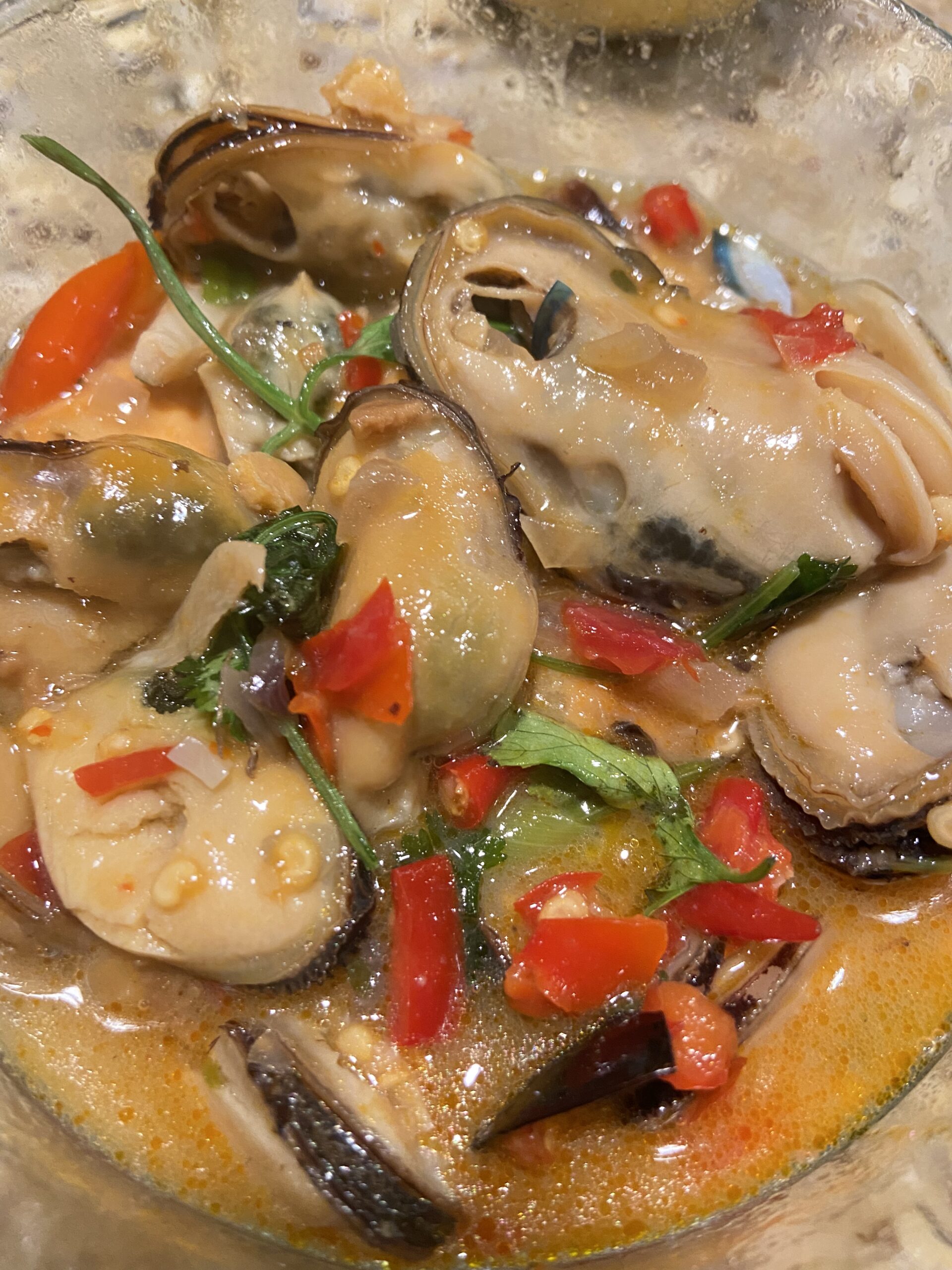 Grilled Mussel with chili and garlic butter sauce – AirGO recipes by EZCuisine