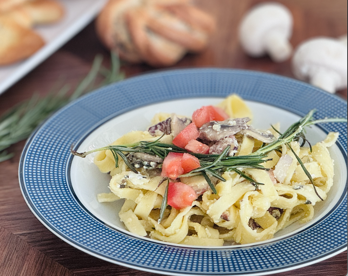 Pâtes carbonara et champignons – AirGO recipes by EZCuisine